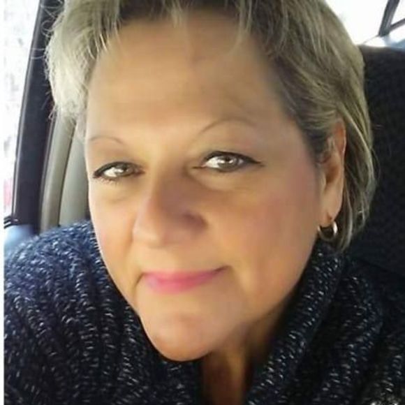 Meet your Posher, Marlene - Picture 1 of 1